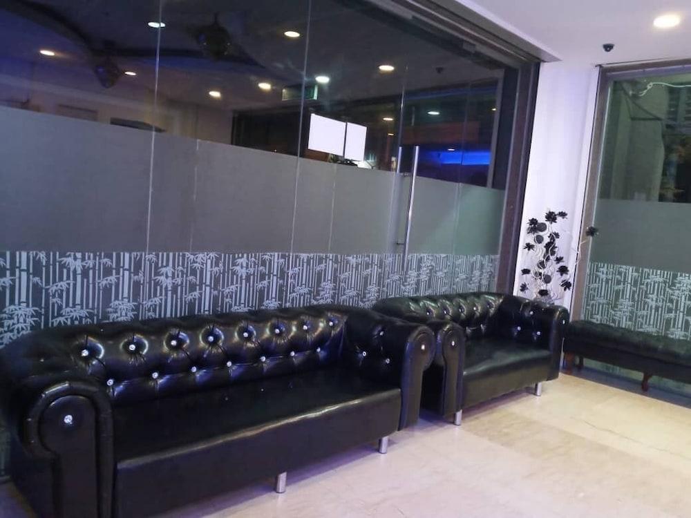 New Town Hotel Usj Sentral Subang Jaya Exterior foto